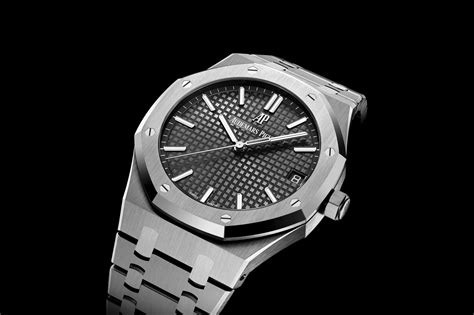 audemars piguet royal oak 6005sa|audemars piguet 15500 retail price.